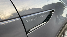 Land Rover Discovery 3.0 D300 Dynamic SE 5dr Auto Diesel Station Wagon